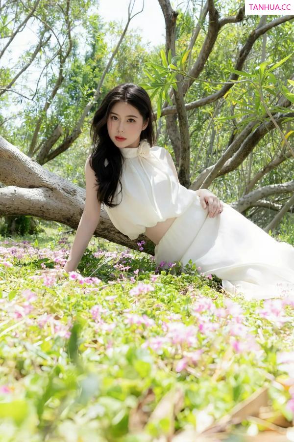  [XiuRen]高清写真图 2025.06.30 No.10485 白茹雪abby 熟女气息第5张图片